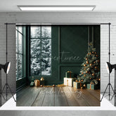Aperturee - Aperturee Modern Christmas Photography Backdrop Dark Green Room with Snowy Window Minimalist Holiday Tree Background